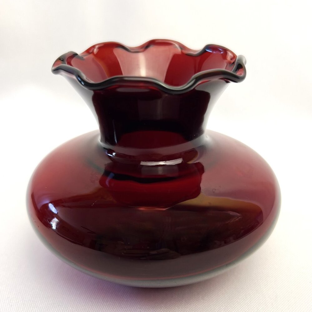 Anchor Hocking Vintage Royal Ruby Red Glass Ruffled Vase Mid-Century 3 ¼”